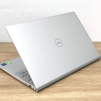 Dell Inspiron 5502 Core i7 1165G7/8GB/512GB Card MX330 2GB Zin Đẹp 98%