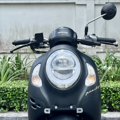 [𝐆𝐈𝐀̉𝐌 𝐓𝐇𝐀̆̉𝐍𝐆 𝟏.𝟓 𝐓𝐑] Xe Scoopy Prestige 2023 Smartkey Odo thấp 19.500km  Dàn áo rất đẹp, Máy bao zin (động cơ bảo hành 6 tháng)
