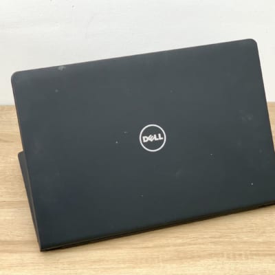 Dell Vostro 3568 Core I5 7200U 8GB/120GB Card rời Radeon R5 M420 2GB, Ngoại hình đẹp, Máy Zin