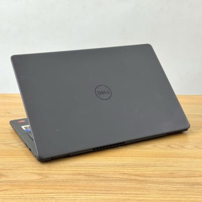 Dell Inspiron 3505 Ryzen 5 3500U 8GB/512GB Máy Zin